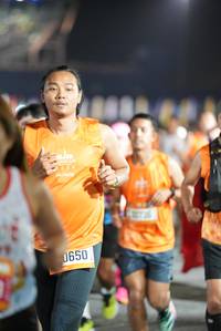 BIB: 0650
                            <button type="button" onclick="openModal(19606230)" class="btn btn-primary btn-sm float-right btn-popup" data-toggle="modal" data-target=".modal-high-quality">
                        <i class="fas fa-shopping-cart"></i> Add to Cart
                    </button>
                                            <button type="button" onclick="isThisMe(19606230, true)" class="btn btn-success btn-sm float-right btn-popup btn-isme hidden" data-toggle="tooltip" data-placement="bottom" title="นี่คือรูปของคุณใช่ไหม คลิกที่นี่เพื่อเอาเข้าอัลบั้ม">
                        <i class="fas fa-plus"></i> Add to album
                    </button>
                    <button type="button" onclick="isThisMe(19606230, false)" class="btn btn-warning btn-sm float-right btn-popup btn-isnotme hidden">
                        <i class="fas fa-ban"></i> Remove from album
                    </button>